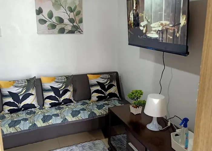 Len's Den 2 Entire Flat In Pasay Mall Of Appartement